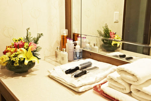 โรเซ็นไฮม์ โฮเต็ล Hotel โกยาง ภายนอก รูปภาพ